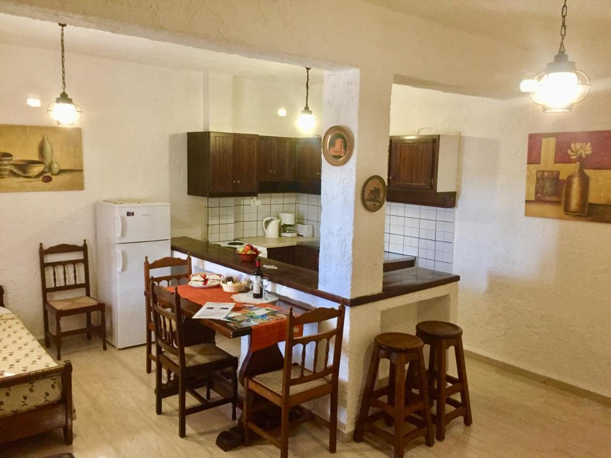 Filoxenia Villa Кутсунари Экстерьер фото